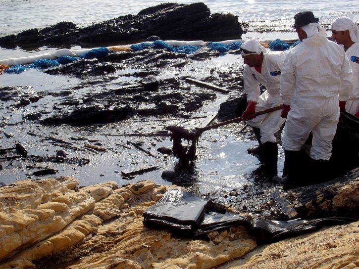 NBA赌注平台:BP增加分散剂对抗泄漏石油